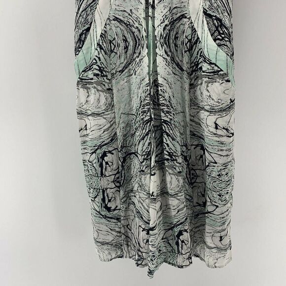 Brian Reyes Designer Silk Short Sleeve Shift Dress - Picture 4 of 10